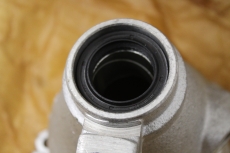 Neu Jaguar Oldtimer Automatikgetriebe Gehäuse Extension Housing Automatic Transmission RTC536