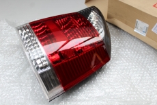 Opel Vectra C Schraegheck F68 Rückleuchte RECHTS RH Tail Lamp 93177157