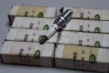 8x Original Range Rover III 4.4 4x4 Zündkerzen Spark Plugs Set NLP000030